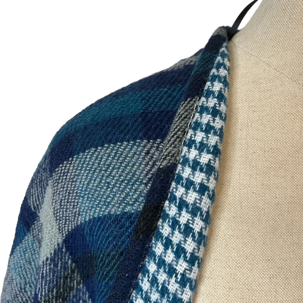Steve Madden Blue Turquoise Reversible Plaid Houndstooth Shawl Scarf Wrap - Picture 6 of 13